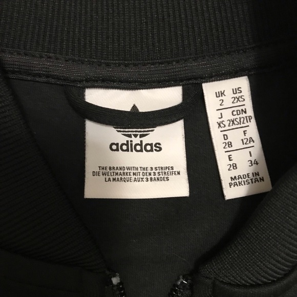 Adidas perfect condition adult size 2XS - Picture 2 of 3